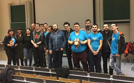 Photo de groupes des conférenciers de la salle Mozilla au FOSDEM 